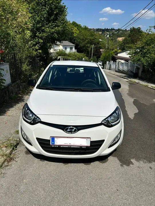 Hyundai I20