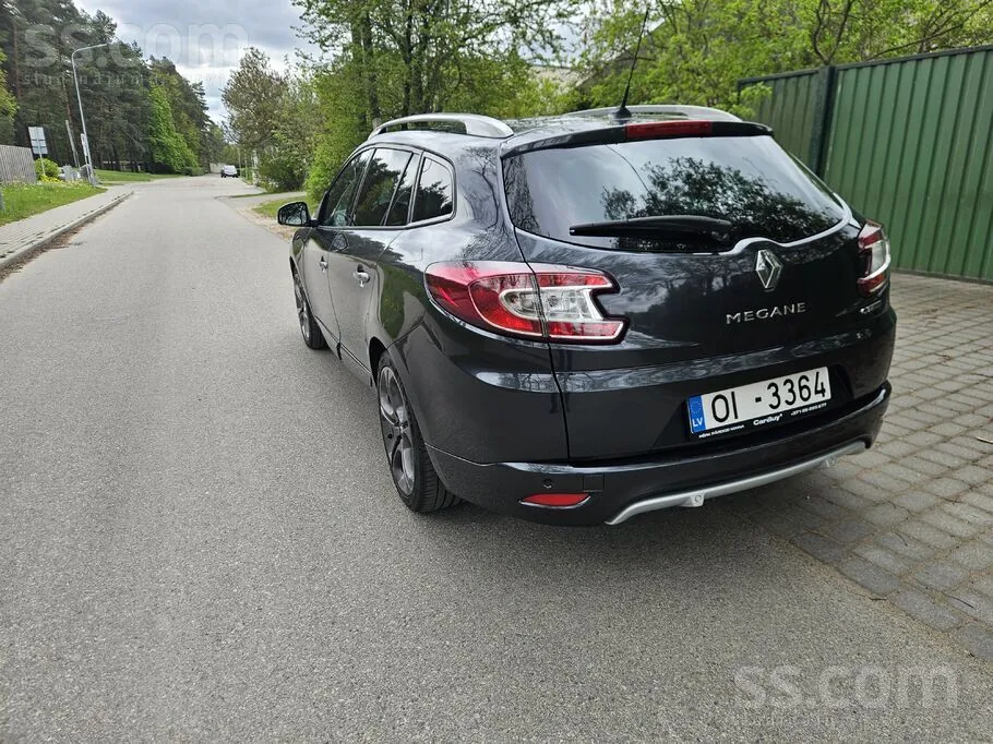 Renault Megane 2013 photo 2