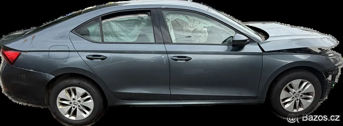 Skoda Octavia photo 2