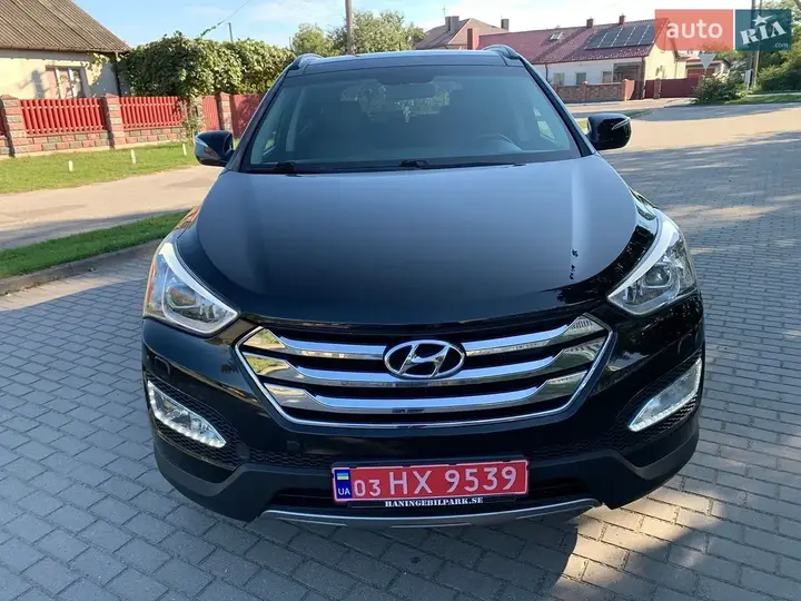 Hyundai Santa Fe 2013 photo 3