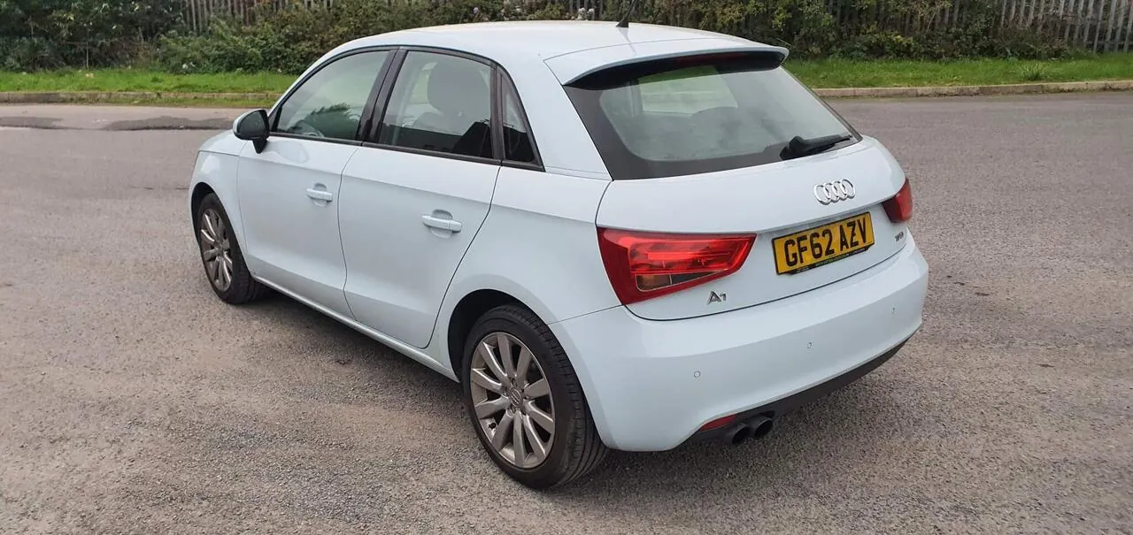 Audi A1 2012 photo 4