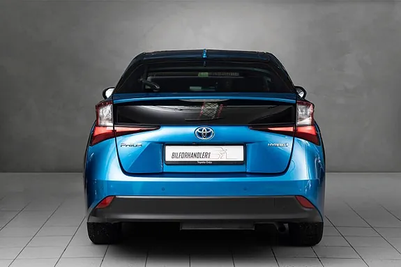 Toyota Prius 2021 photo 5