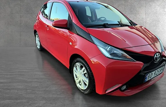 Toyota Aygo X 2015 photo 2