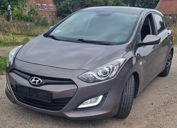 Hyundai I30 2013 photo 2