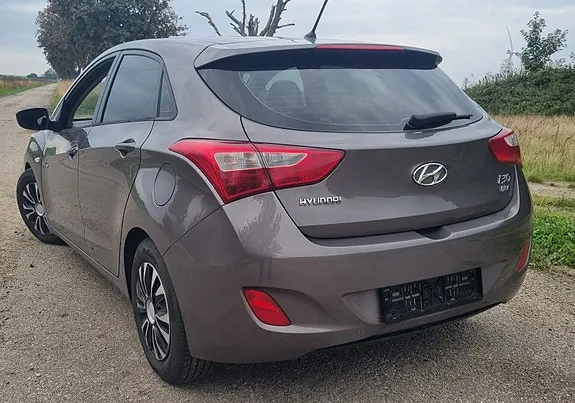 Hyundai I30 2013 photo 3