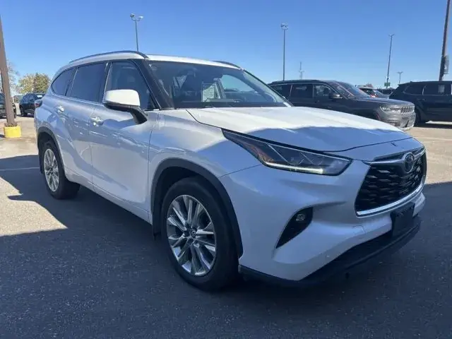 Toyota Highlander 2023 photo 4