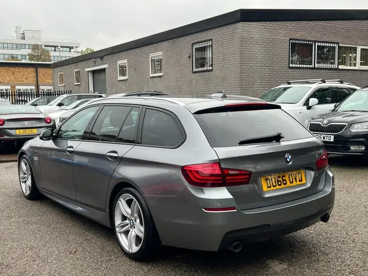 BMW 5 Series 2016 photo 4