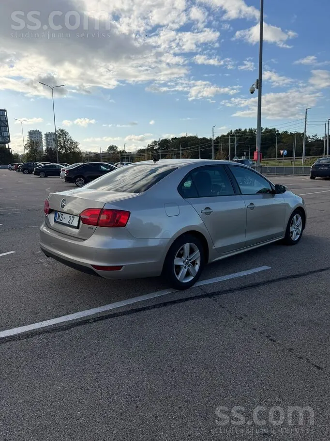 Volkswagen Jetta 2014 photo 4