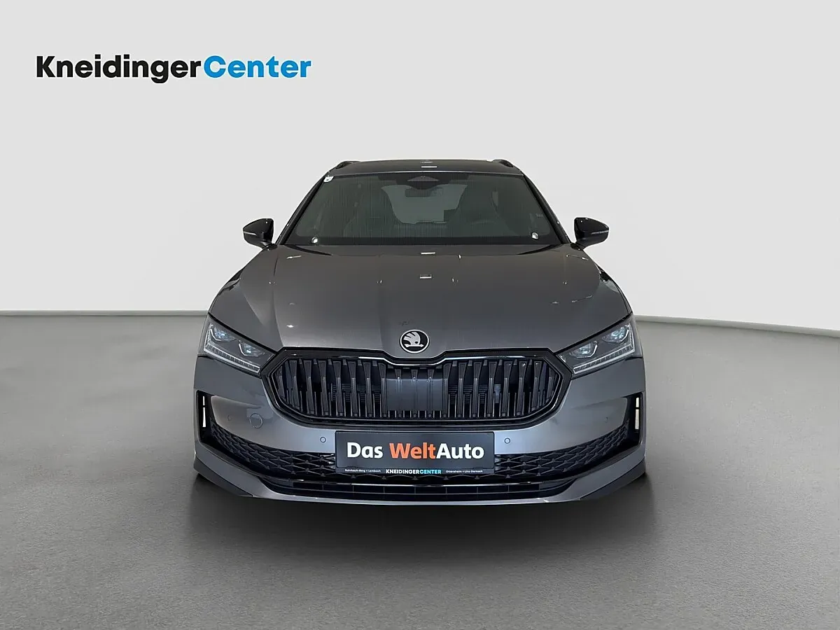 Skoda Superb 2026 photo 2