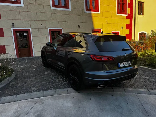 Volkswagen Touareg 2023 photo 3
