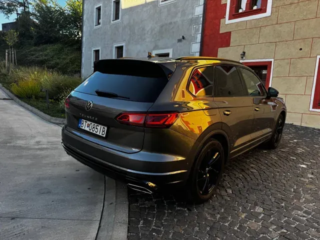 Volkswagen Touareg 2023 photo 4