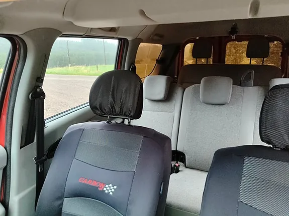Dacia Logan 2011 photo 5