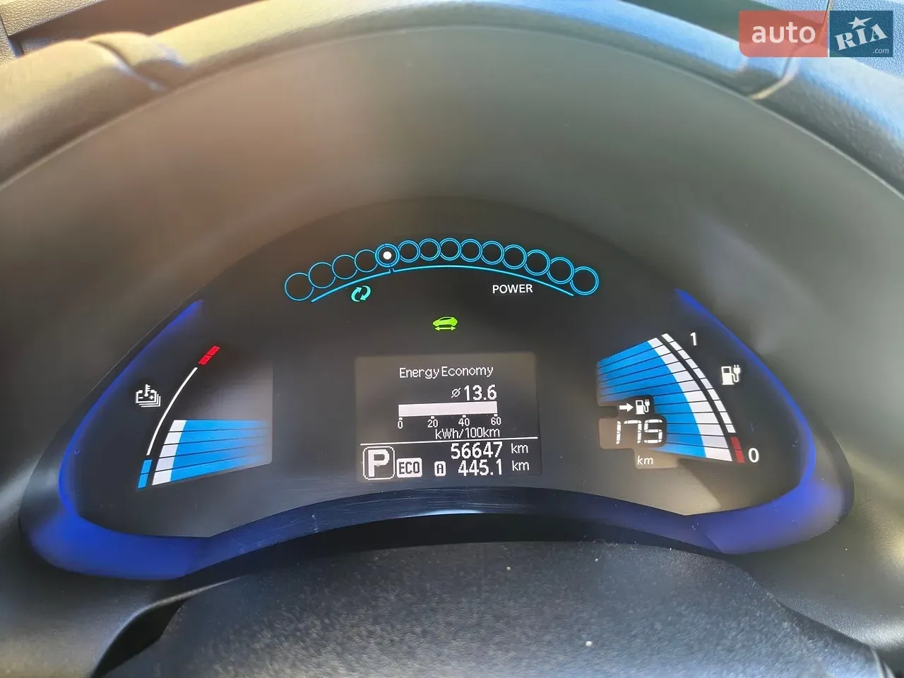 Nissan Leaf 2013 photo 2