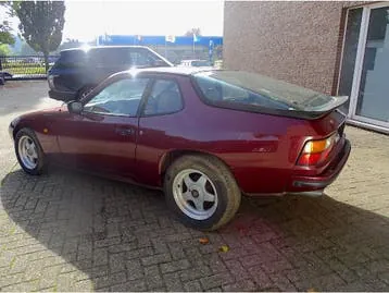 Porsche 924