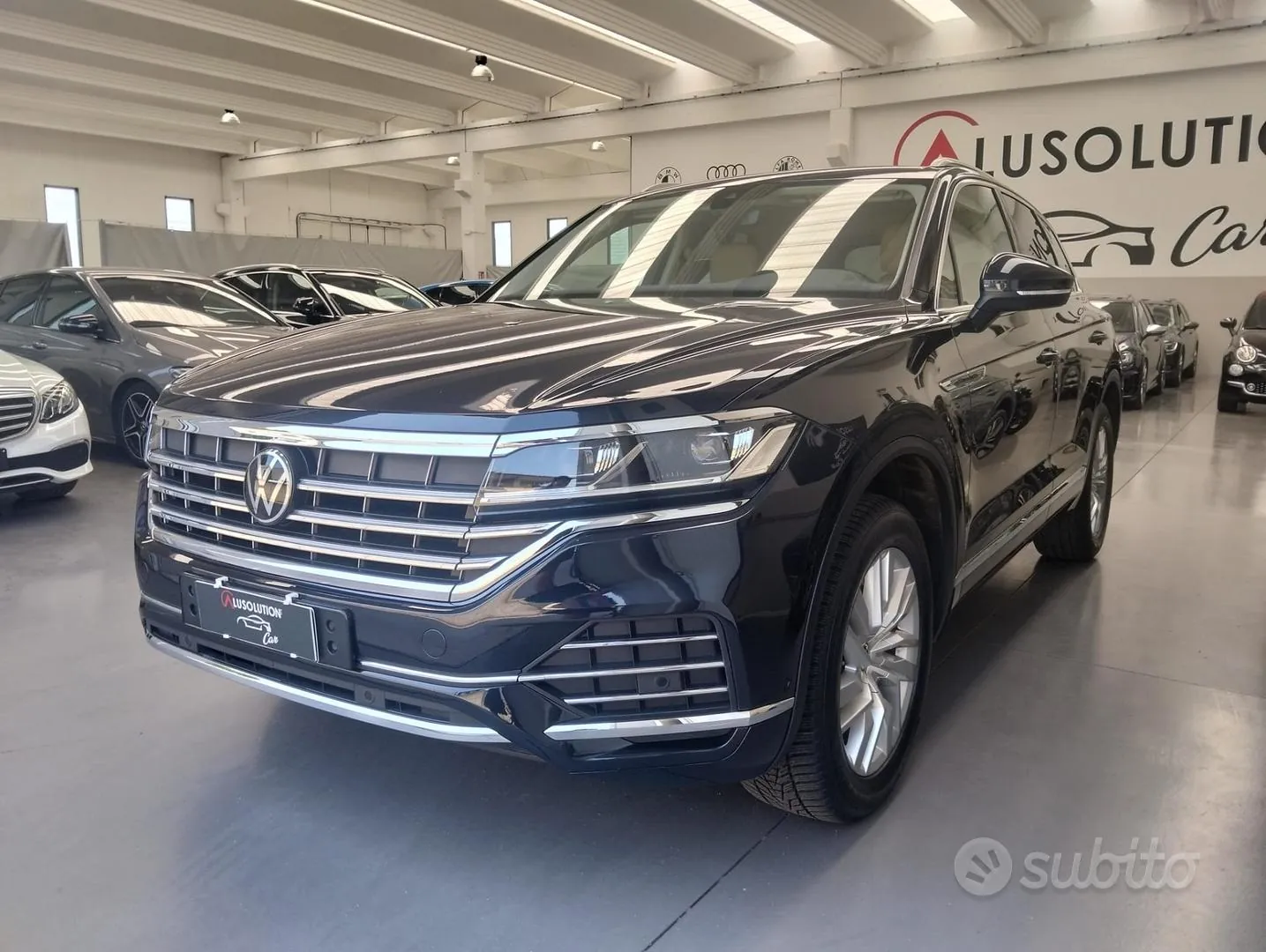Volkswagen Touareg 2022 photo 3