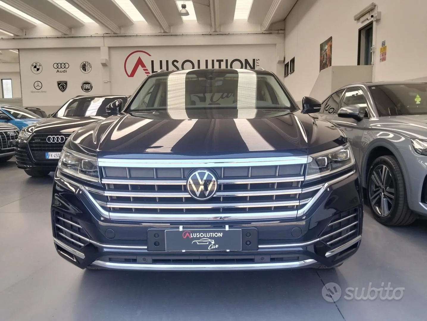 Volkswagen Touareg 2022 photo 2