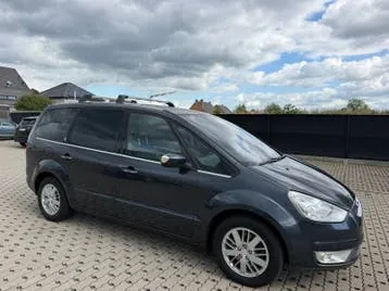 Ford Galaxy 2009 photo 2