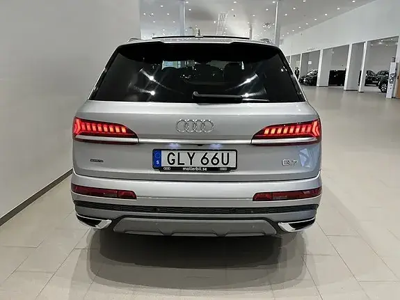Audi Q7 2021 photo 5