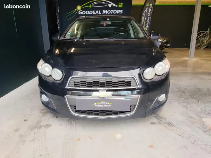 Chevrolet Aveo 2012 photo 2