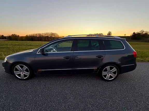 Volkswagen Passat 2010 photo 5