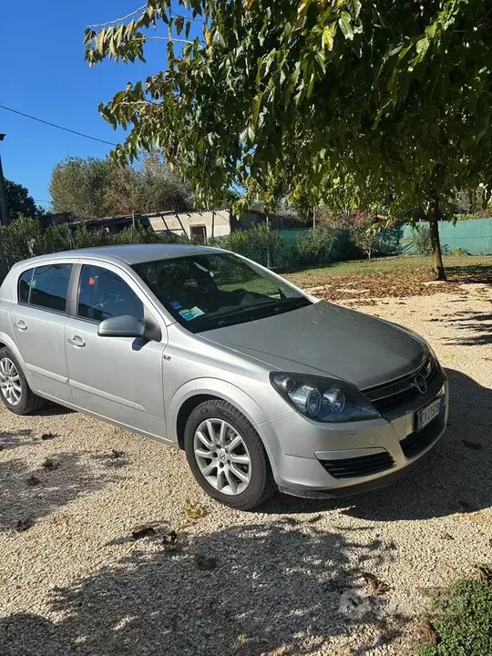 Opel Astra 2005 photo 3