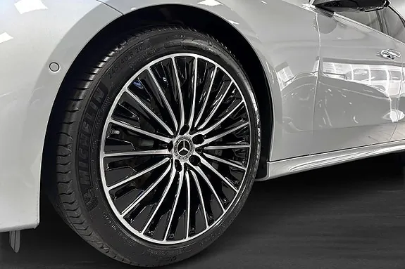 Mercedes-Benz E300 De 2026 photo 5