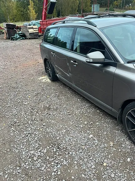Volvo V70 2009 photo 4