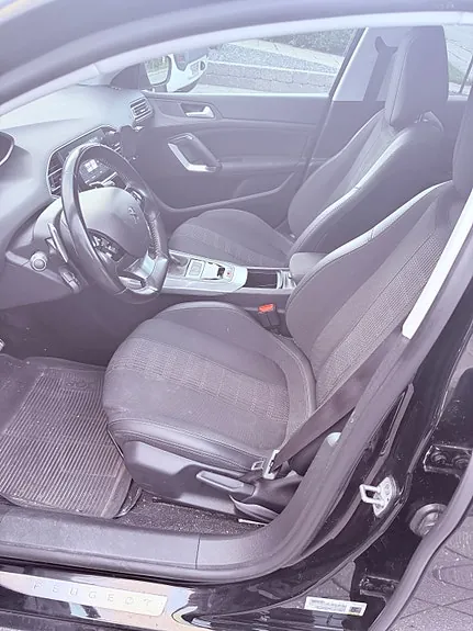 Peugeot 308 2019 photo 4