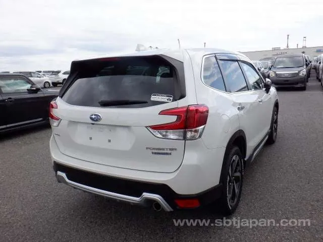 Subaru Forester 2022 photo 4