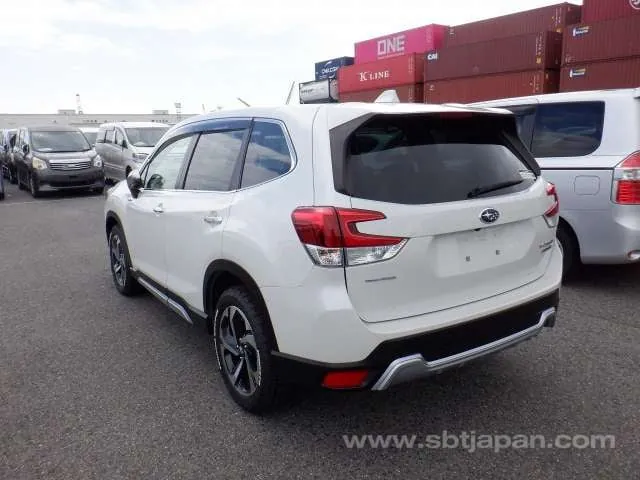 Subaru Forester 2022 photo 3