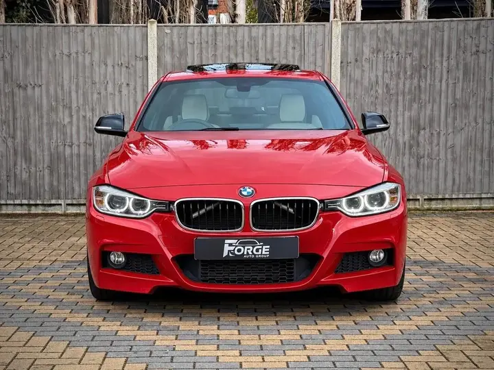 BMW 3 Series 2014 photo 2