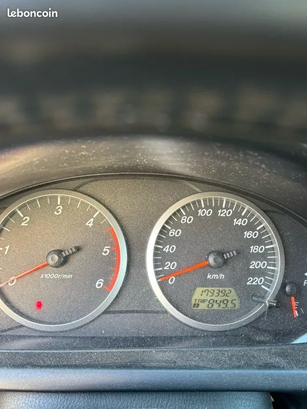 Mazda 5 2006 photo 3