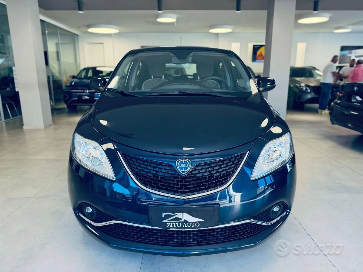 Lancia Ypsilon 2017 photo 2