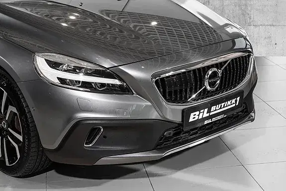 Volvo V40 Cross Country 2018 photo 3