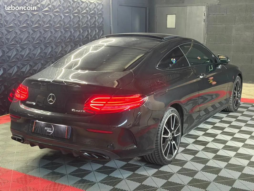 Mercedes-Benz C-Class 2020 photo 4