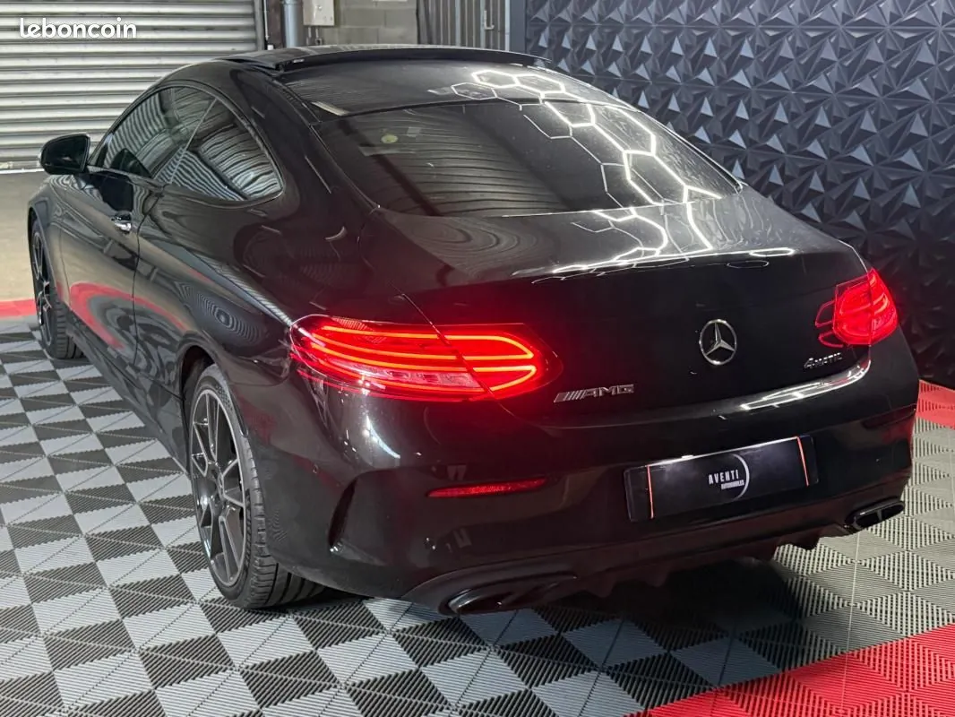 Mercedes-Benz C-Class 2020 photo 2
