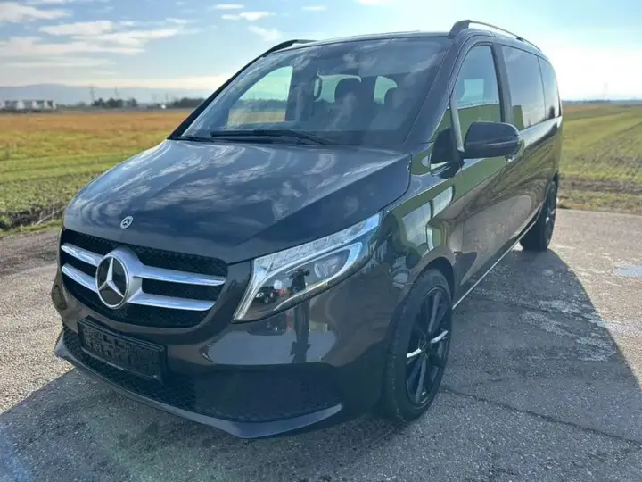 Mercedes-Benz V-Class