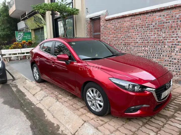Mazda 3 2019 photo 2