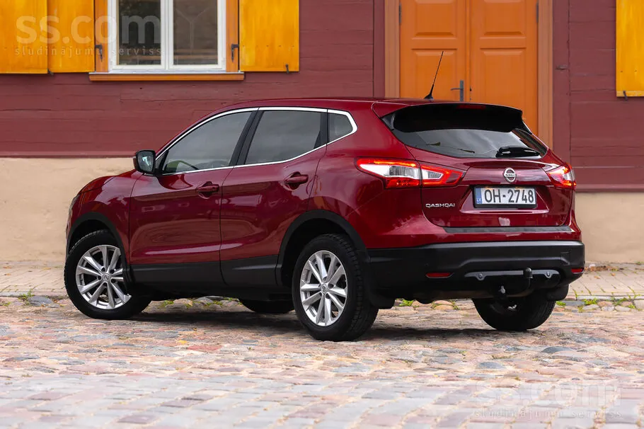 Nissan Qashqai 2014 photo 2