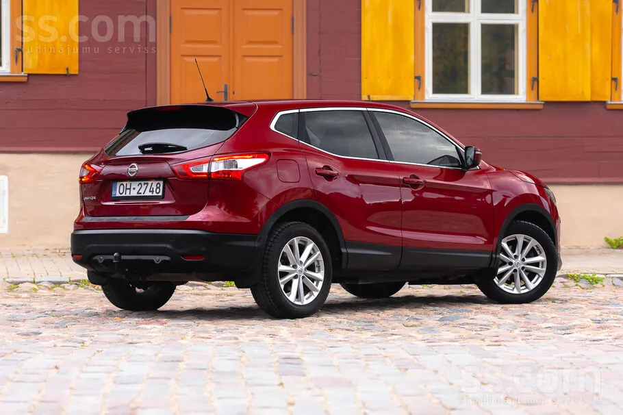 Nissan Qashqai 2014 photo 3