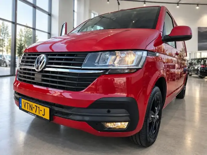 Volkswagen Transporter 2023 photo 3