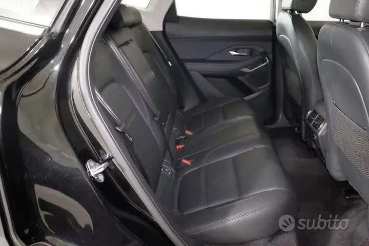 Jaguar E-Pace 2021 photo 5