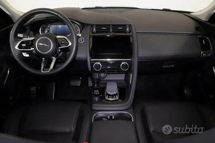 Jaguar E-Pace 2021 photo 4