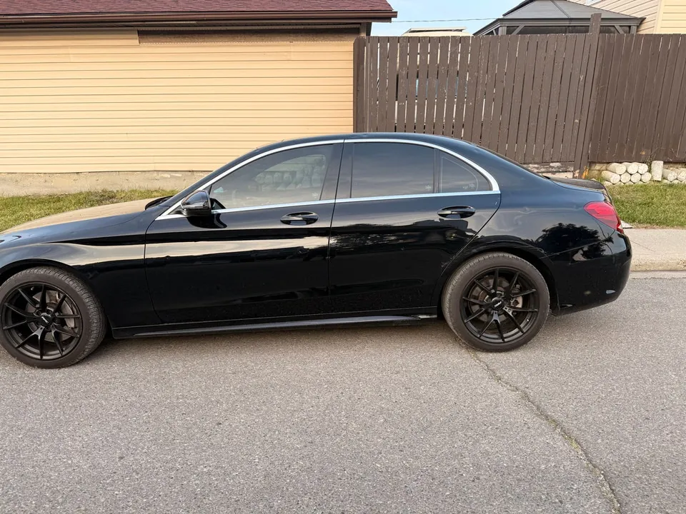 Mercedes-Benz C-Class 2017 photo 2