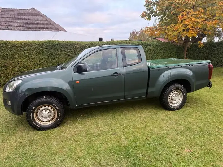 Isuzu D-Max