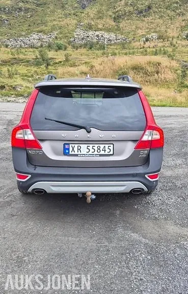 Volvo Xc70 2011 photo 2