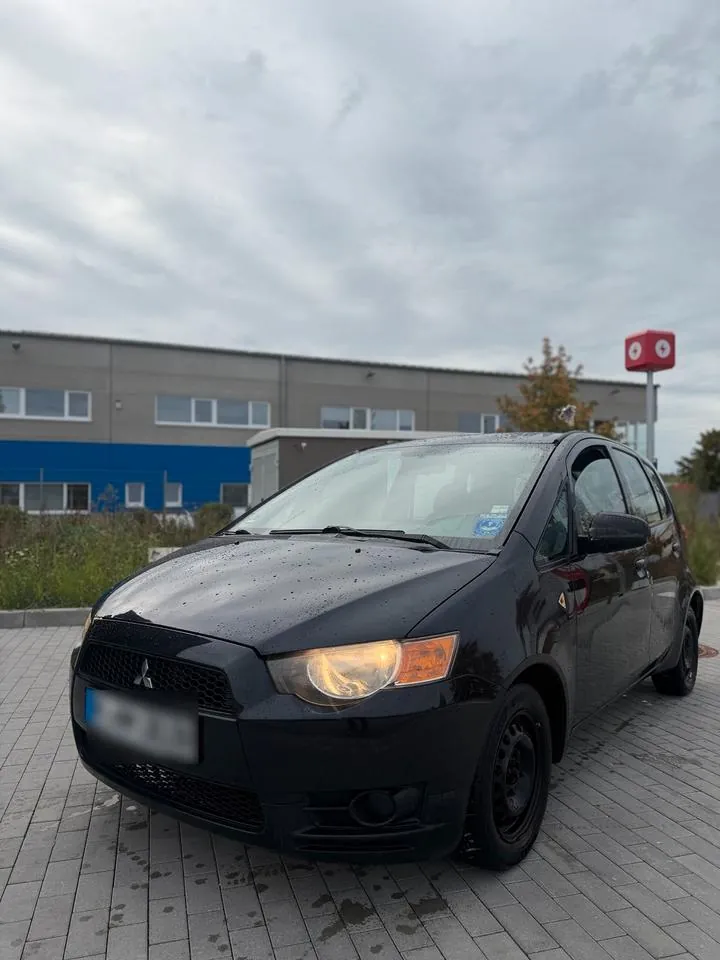Mitsubishi Colt