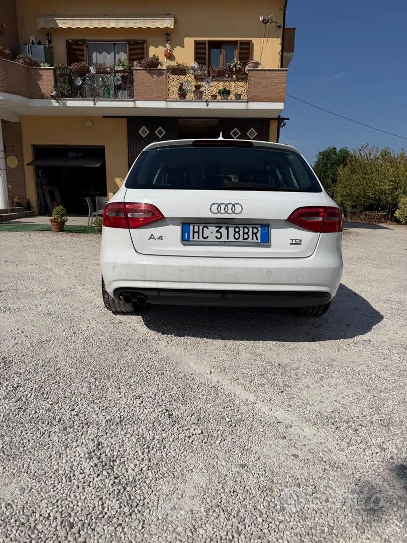 Audi A4 2013 photo 3
