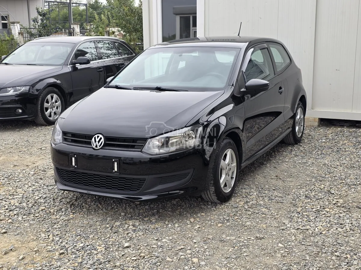 Volkswagen Polo 2010 photo 2