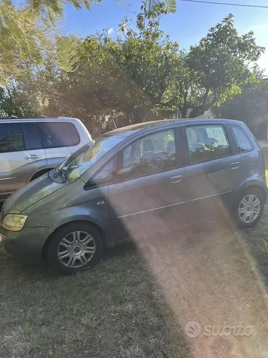Fiat Idea 2004 photo 2